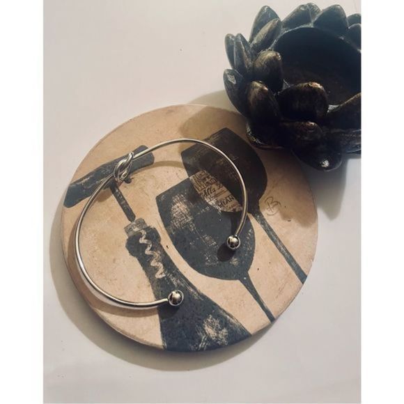 SILVER TWIST BRACELET - Picture 3 of 5